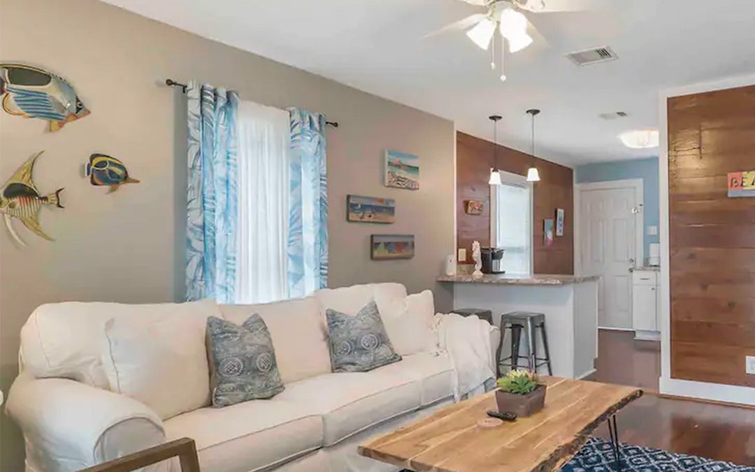 King Bed! OFF street parking!