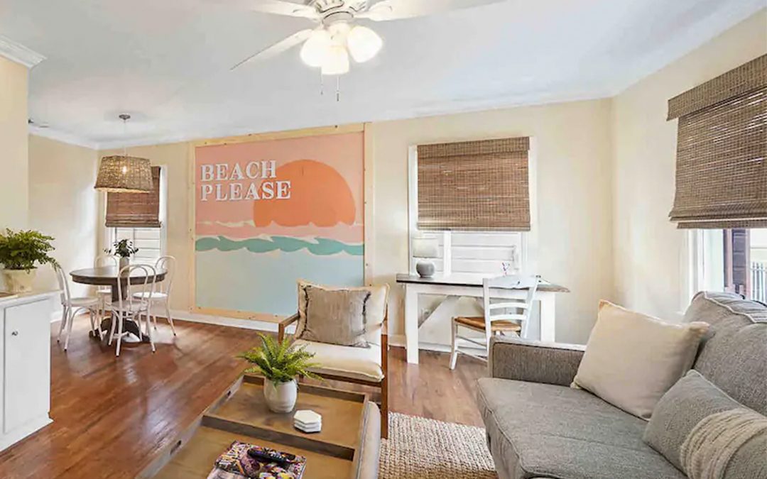 3 Blocks to Beach / Photo Op Wall